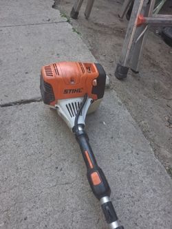 Weed eater with trimmer attachmnt