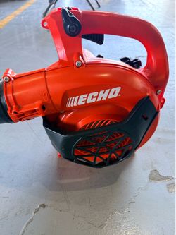 Used, in very good condition ECHO 170 MPH 453 CFM 25.4 cc Gas 2-Stroke Handheld Leaf Blower
