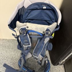 Deuter Kid Comfort Child Carrier and Backpack for Travel &with toddlers