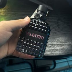 VALENTINO BORN IN ROMA
