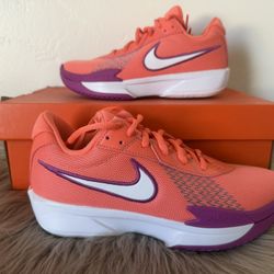 Nike Shoes. Size 7.5