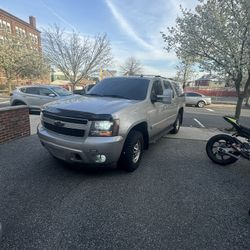 07 Chevy Suburban 2500