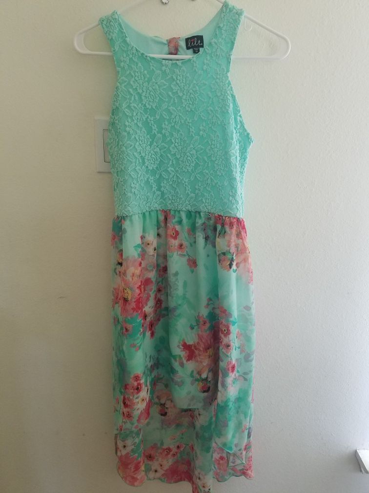 Girls dress size 16