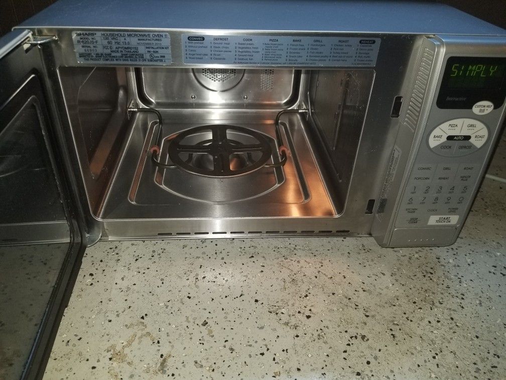 Sharp Grill 2 Convection microwave oven with grill silver for Sale in