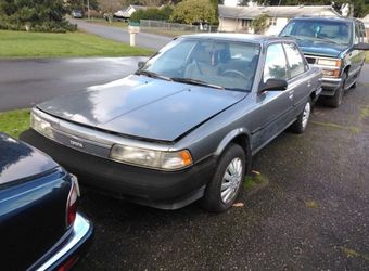 1990 Toyota Camry