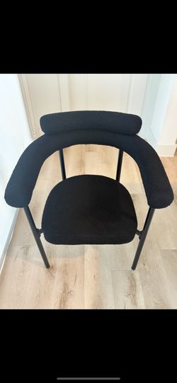 6 Brand New Accent Chairs