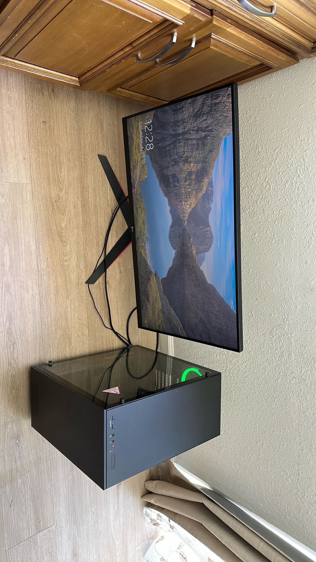 Gamer PC And Monitor 