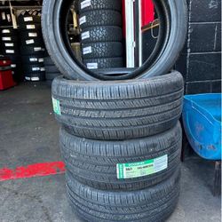 Vendo Set De Llanta 245/40R20 Marca Goodride 