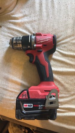 Milwaukee 18v drill with battery