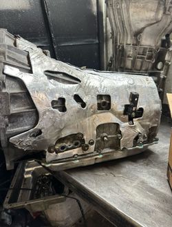 $ 1,800. Transmision 10L90 Con su Convertidor año 2021