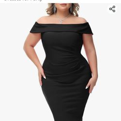 New Beautiful Beautiful Black Dress Sizs 24 W/Tags.  Beautiful. See All Photo's.  Selling For A LOT Less Than What It Cost !! Cash /Pickup Only 