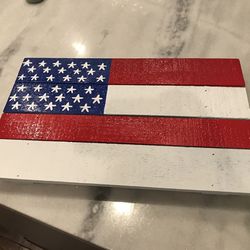 Wood American Flag Sign