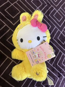 Hello Kitty Easter Sitting Stepper