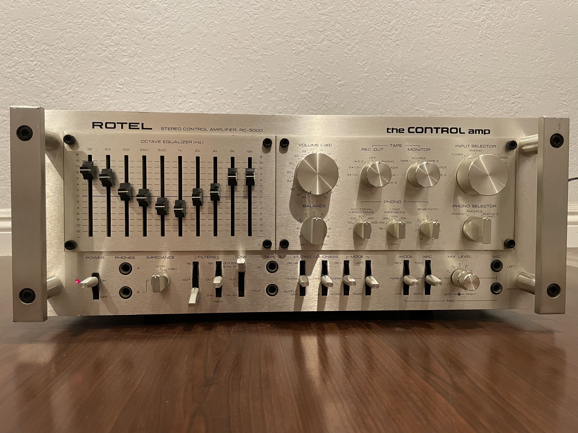 Rare ROTEL RC-5000 The CONTROL Amp / only 200 Units Made