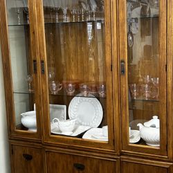 Vintage Drexel Heritage China Cabinet Hutch Display Cabinet Storage