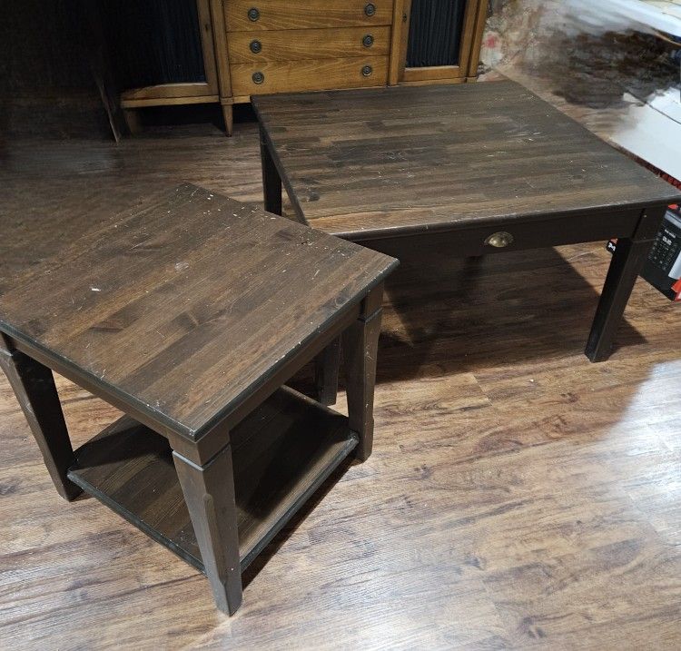 Coffee Table & Side Table
