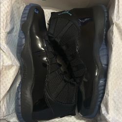 Air Jordan 11 Retro Gamma Blue Sneakers