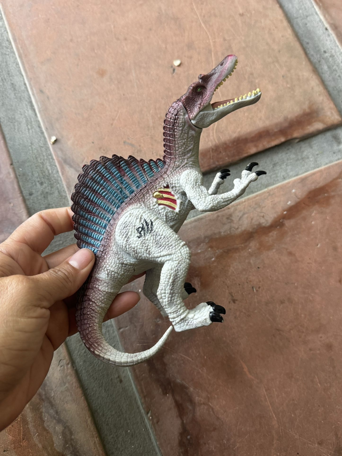 2001 Hasbro Electronic RE-AK A-TAK Spinosaurus