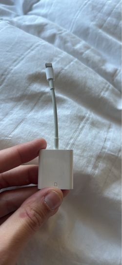 Apple lightning to SD card reader