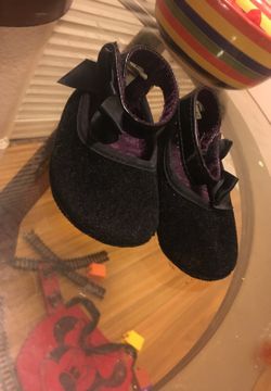 Newborn shoes