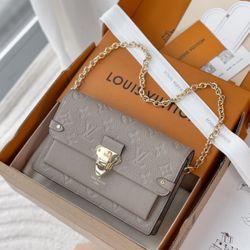 Full leather elephant gray woc chain bag pure chip