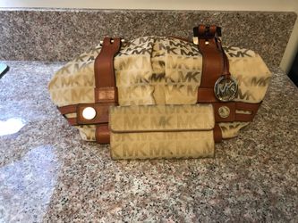 Michael Kors tote and wallet