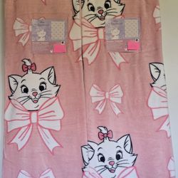 🎀 Marie Aristocat Throw Blanket 🎀
