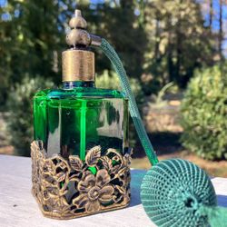 Vintage Perfume Bottle With Atomizer