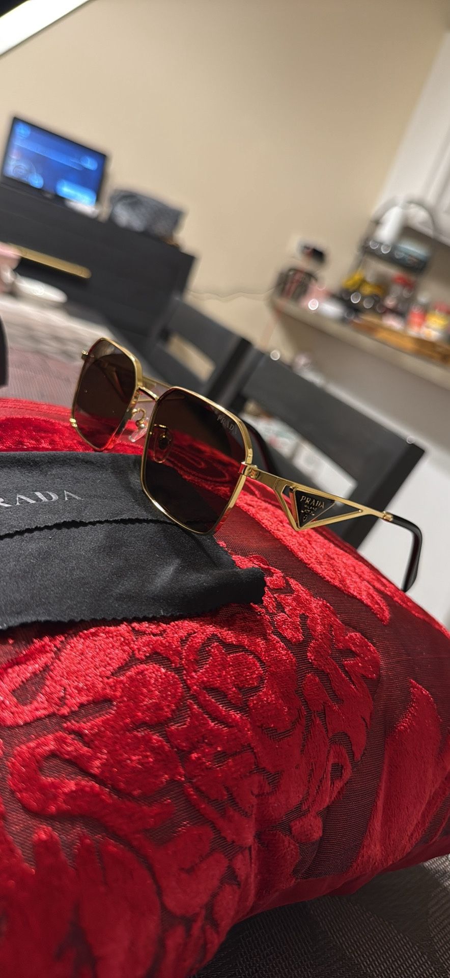Brand New Never Work women’s Prada Sunglasses