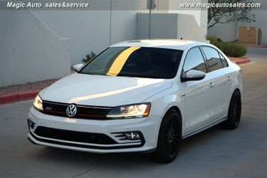 2017 Volkswagen Jetta 2.0T GLI