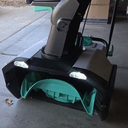 Snow Blower 