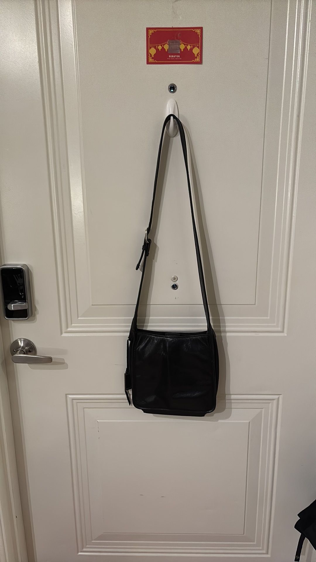 Eddie Bauer Leather Crossbody 