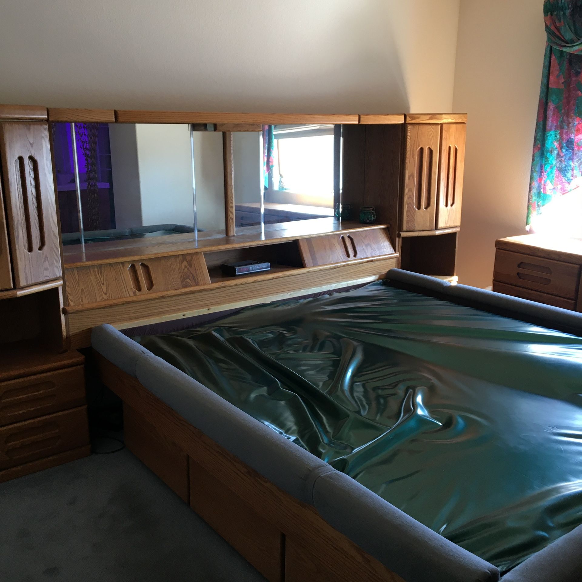 King Size Water Bed Bedroom Set