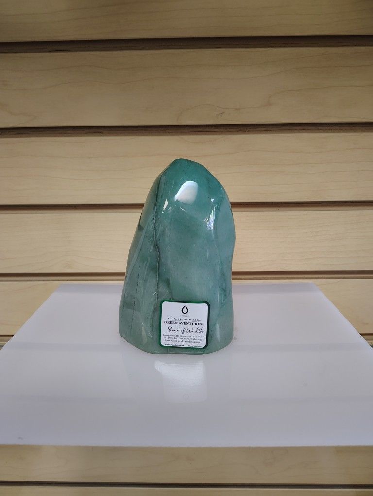 Green Quartz stone / mineral - $24.99 ( NEW ) Stone of Wealth. 2.5lb. Vunder _ Aventurine