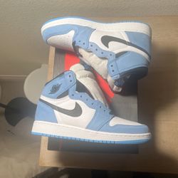 Jordan 1 High Retro University Blue GS 5.5Y