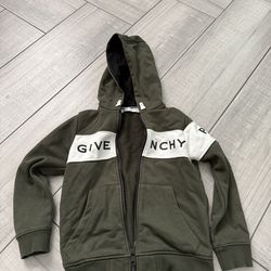 Givenchy hoodie / kids / like new