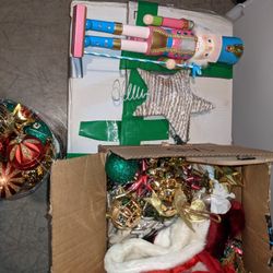 CHRISTMAS TREE+HOLIDAY BUNDLE