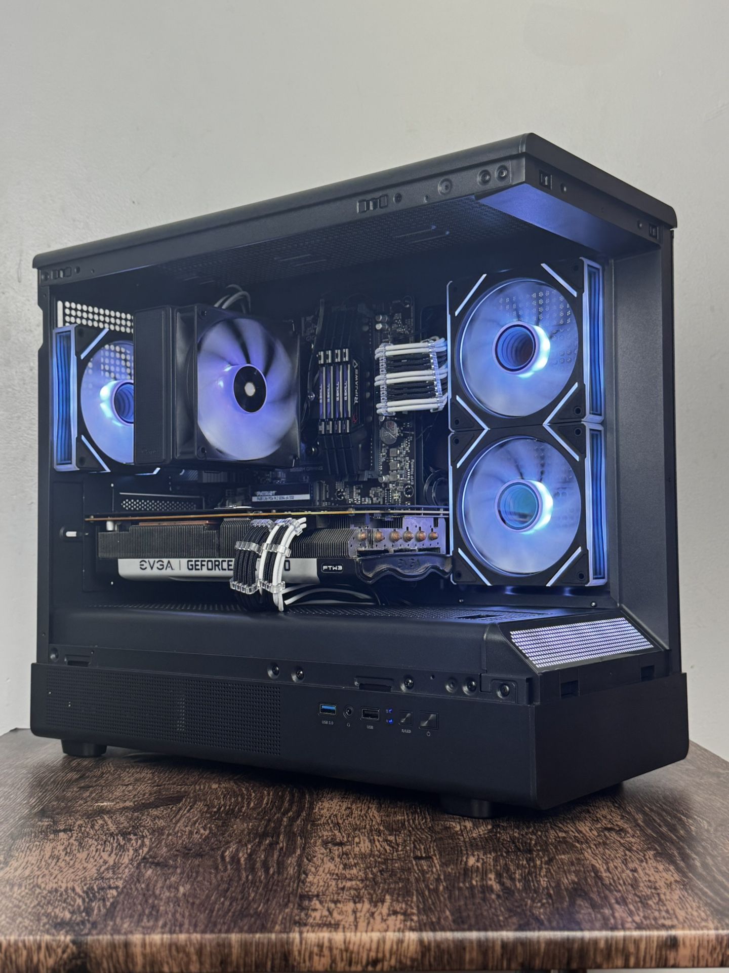🖤Black🖤 Budget Gaming PC (Ryzen 5 5500 + RTX 3070 + 32gb of Ram)