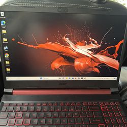 Gaming Laptop Acer Nitro Five