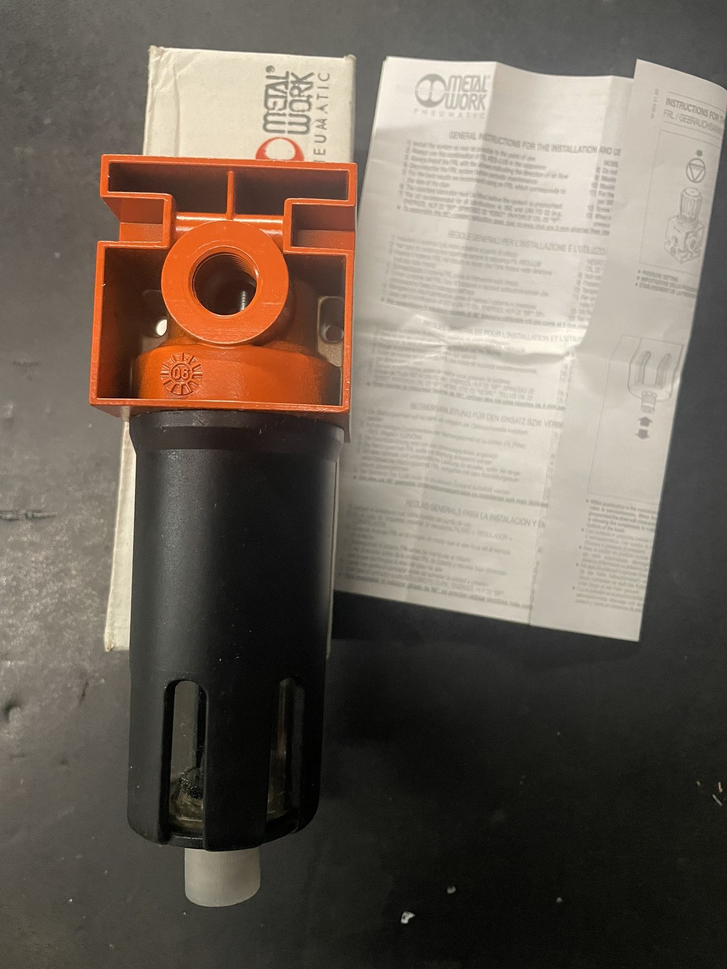 $50 (8 Of Them) Pneumatic Filter 3/8” NPT 260PSI BRAND NEW