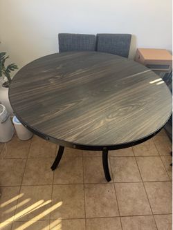 Dining room table