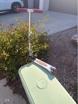 Razor scooter