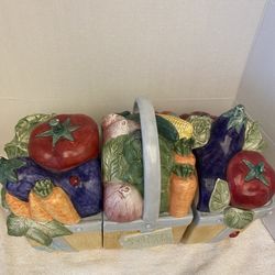Vegetable Container 