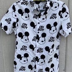 New Mickey Mouse Shirt Size Med $$$35