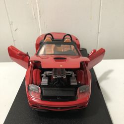 Die Cast Scale 1:24 Ferrari Only Issue Have A Scratch In The Driver Mirror 