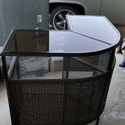 Corner Bar Table 