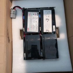 APCRBC157-UPC Replacement Battery for APC