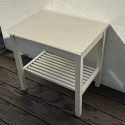 White Solid Wood Side End Coffee Table with Shelf Nightstand (Silver Lake)