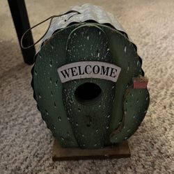  Cute Small Birdhouse 
