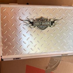Harley-Davidson Poker Set
